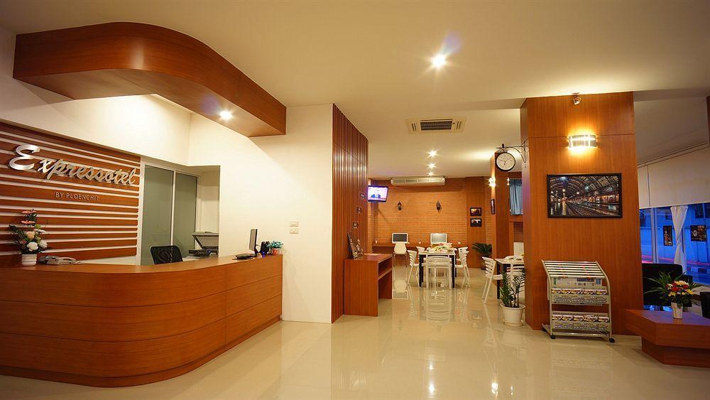 Hotel Expressotel By Ploenchit 3*